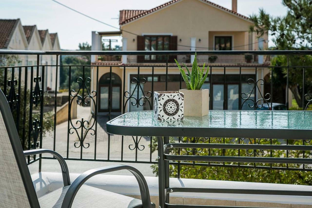 Julia'S Luxury Suites, Cephallonia Near Argostoli Kástron المظهر الخارجي الصورة